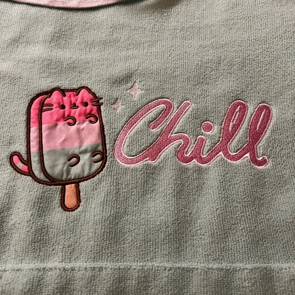 Pusheen Mint Green Hooded Poncho Swim Coverup One Size Fits All - Picture 7 of 10